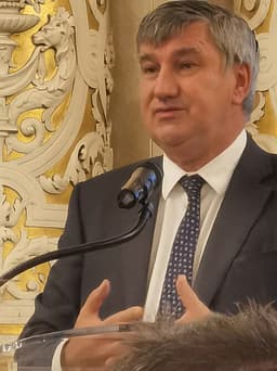 Christophe GUILLOTEAU