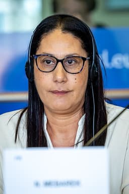 Nora Mebarek
